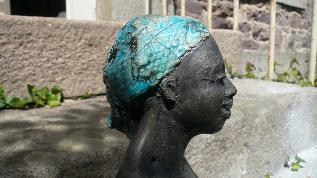 sculpture raku