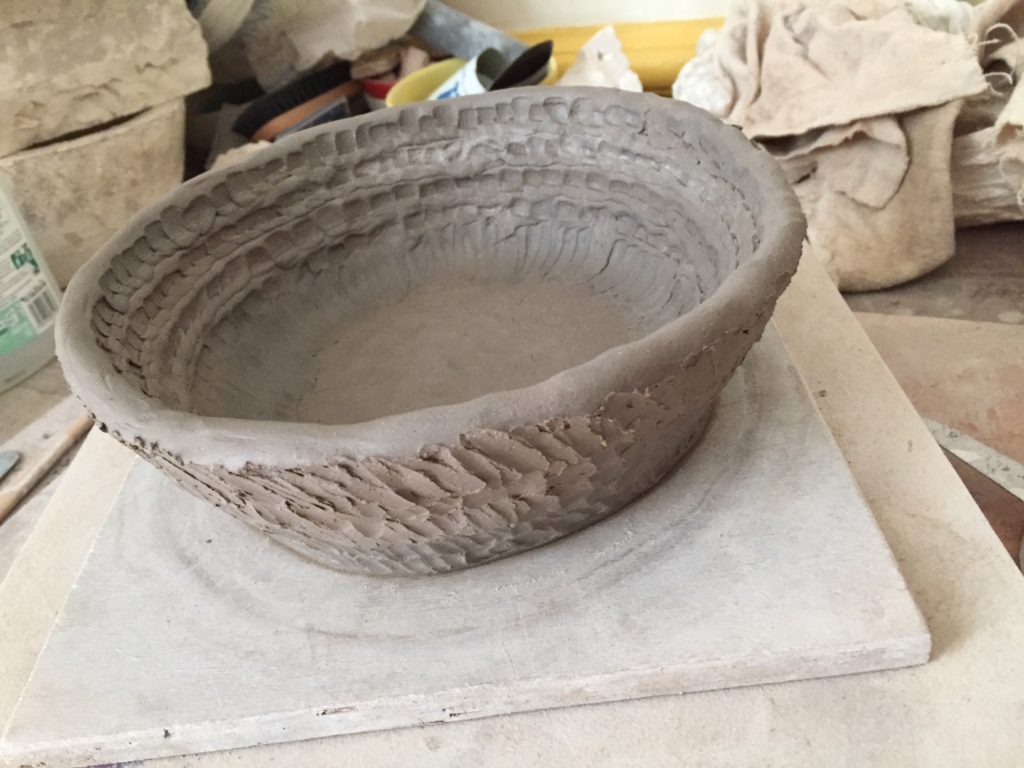 fabrication d'un pot en colombin